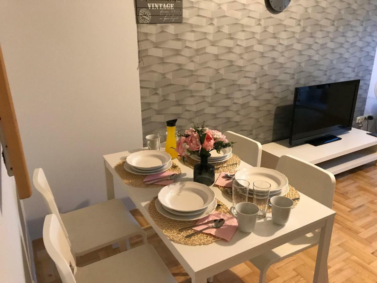 Rent0nline Hoza Center Metro Butas