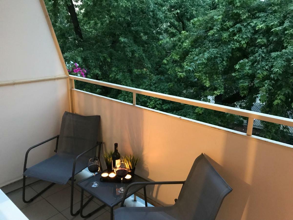 Rent0nline Hoza Center Metro Butas *