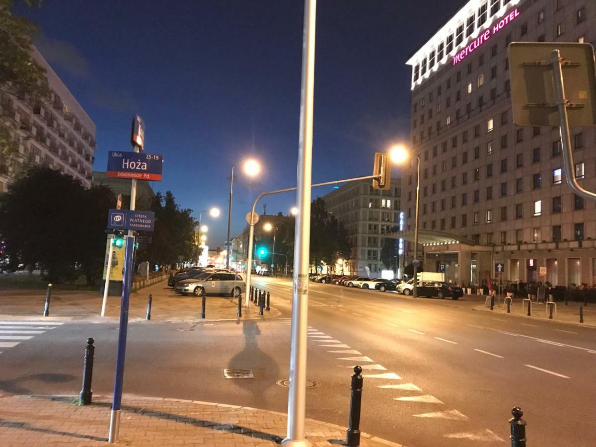 Butas Rent0nline Hoza Center Metro Warsaw